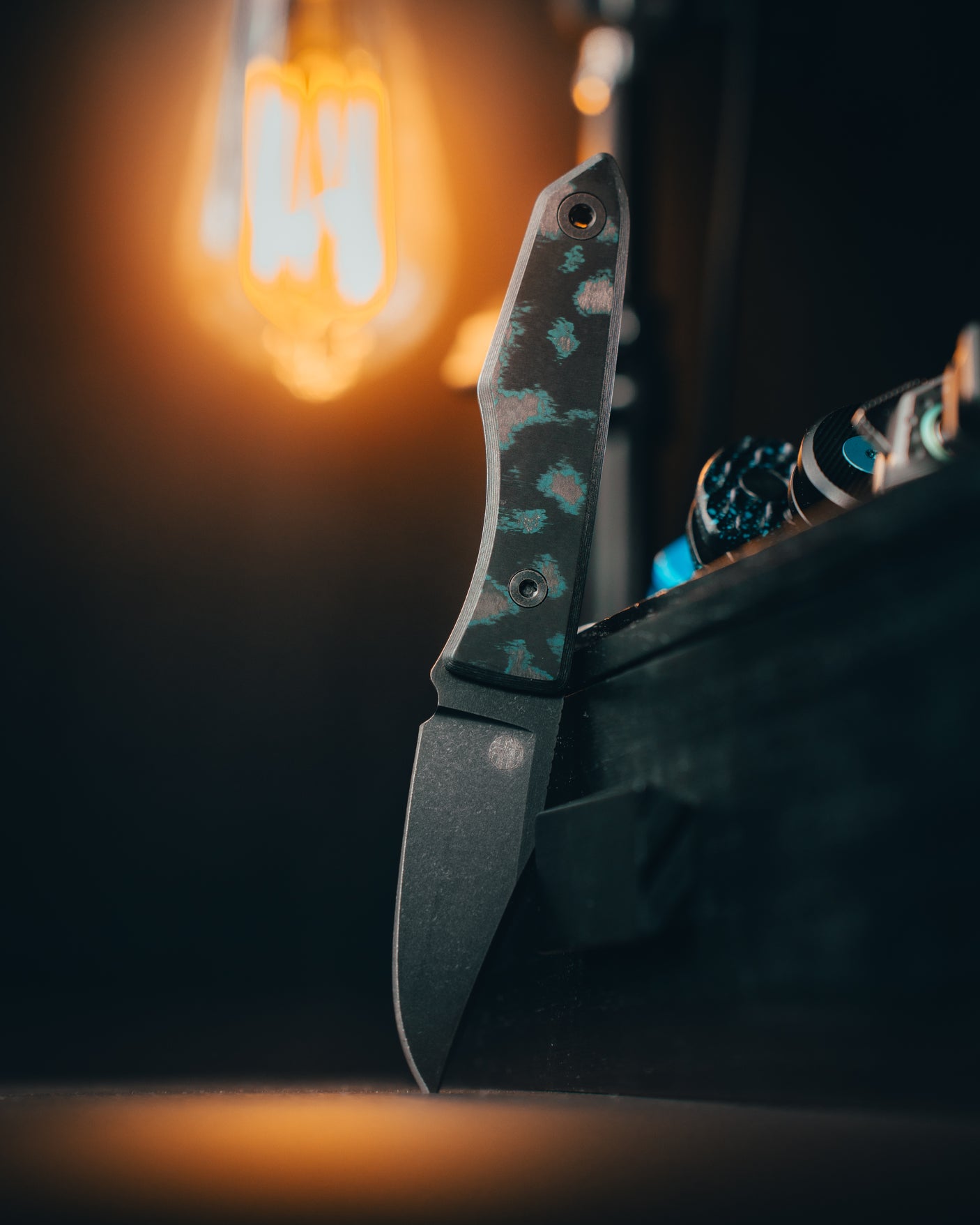 Big Idea Design x Bladebinge Dark Mode Lookout