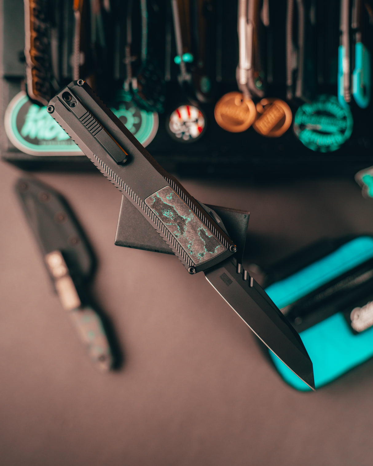 Bladebinge x Axial Dark Mode Shift V3