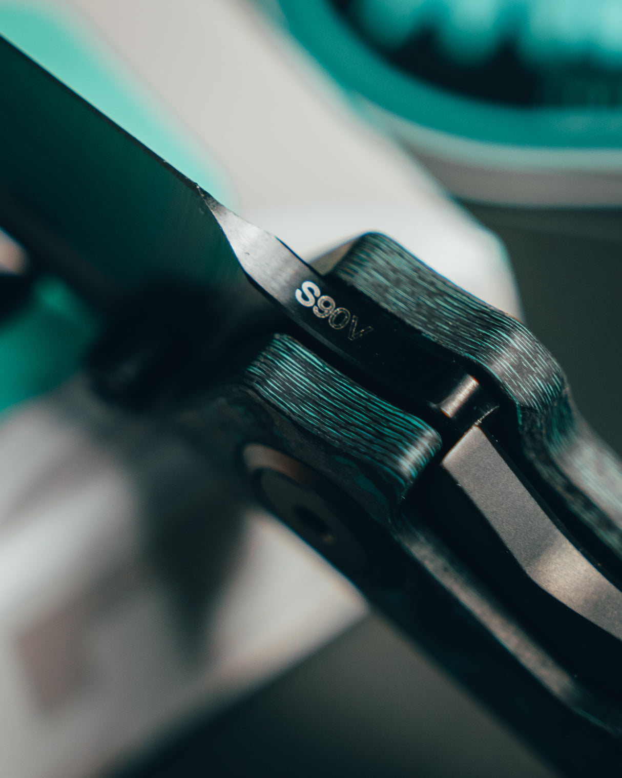 Bladebinge x Divo Knives Dark Mode Smallboy