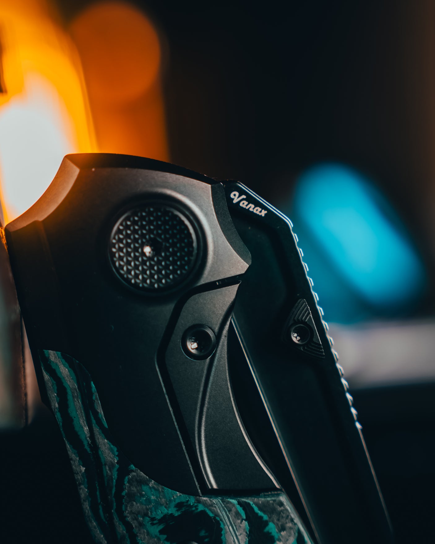 Bladebinge x Null Knives Dark Mode Vandal
