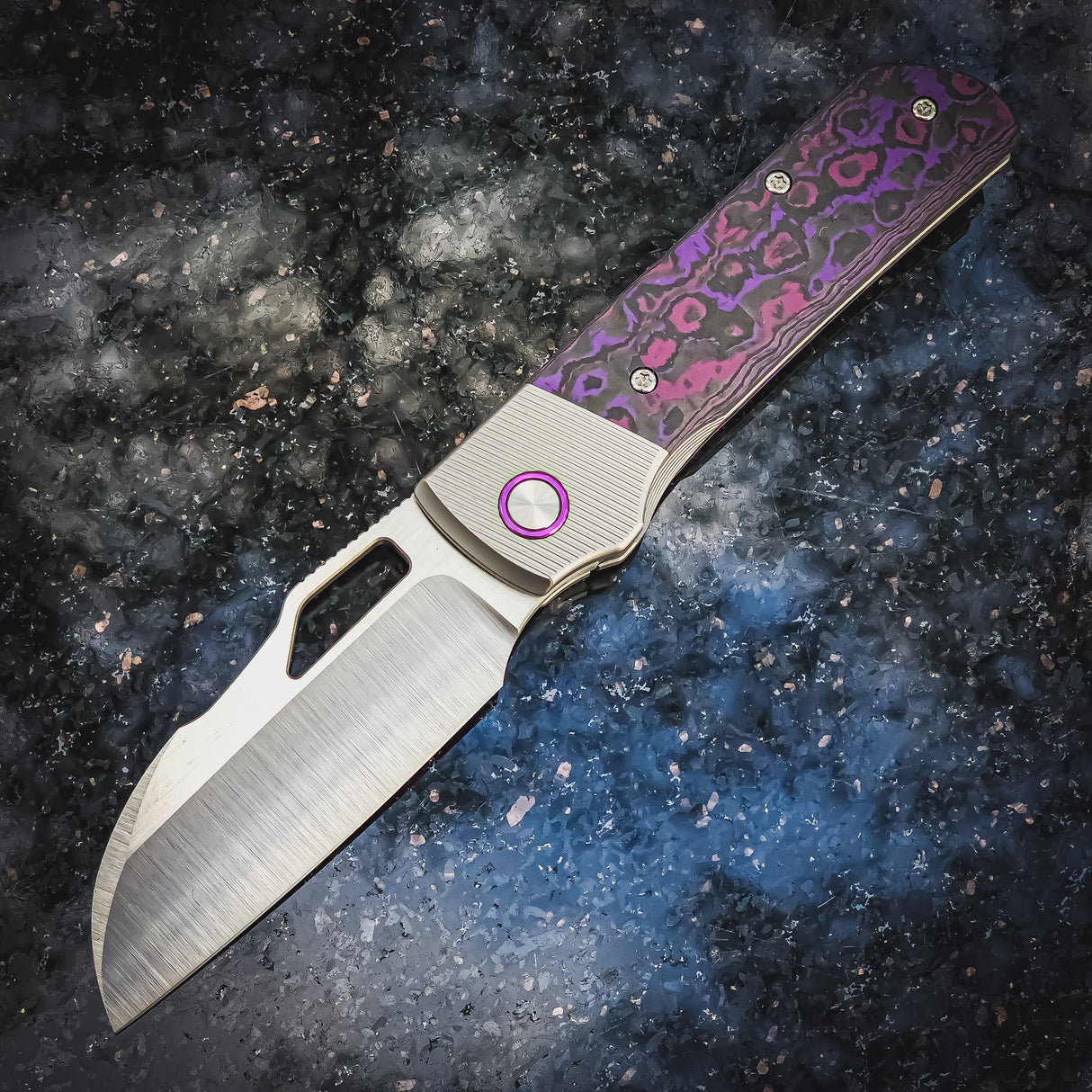 Divo Stout V2 Purple Haze Belt Satin