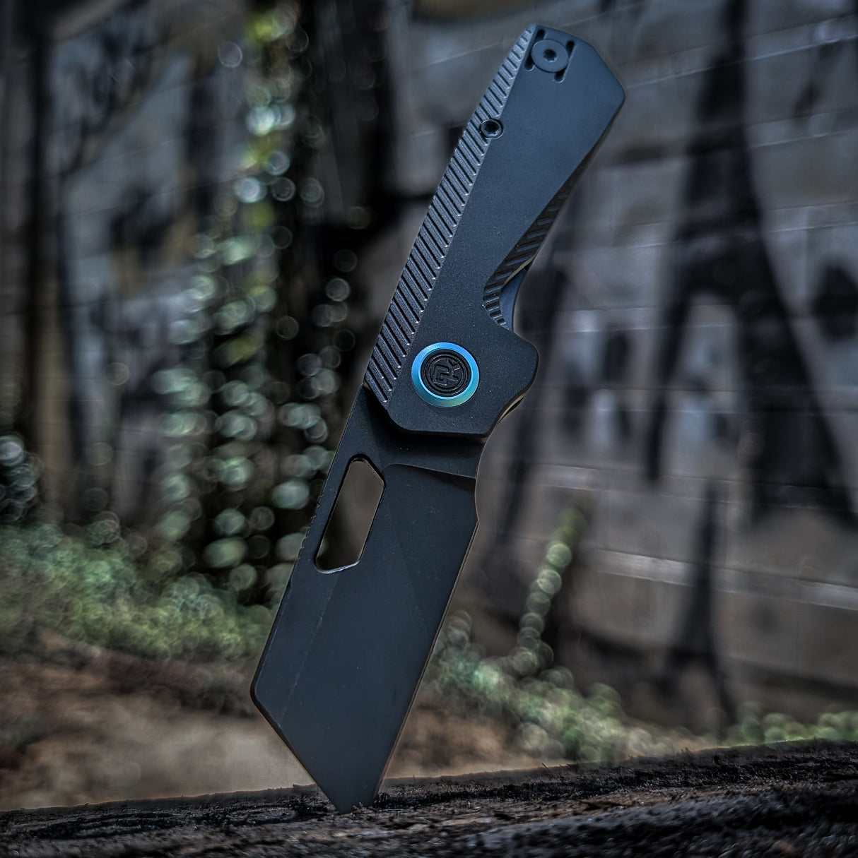 Divo Knives "Dark Mode" Nip Lite